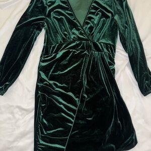 SHEIN Deep Green Velvet V-Neck Dress